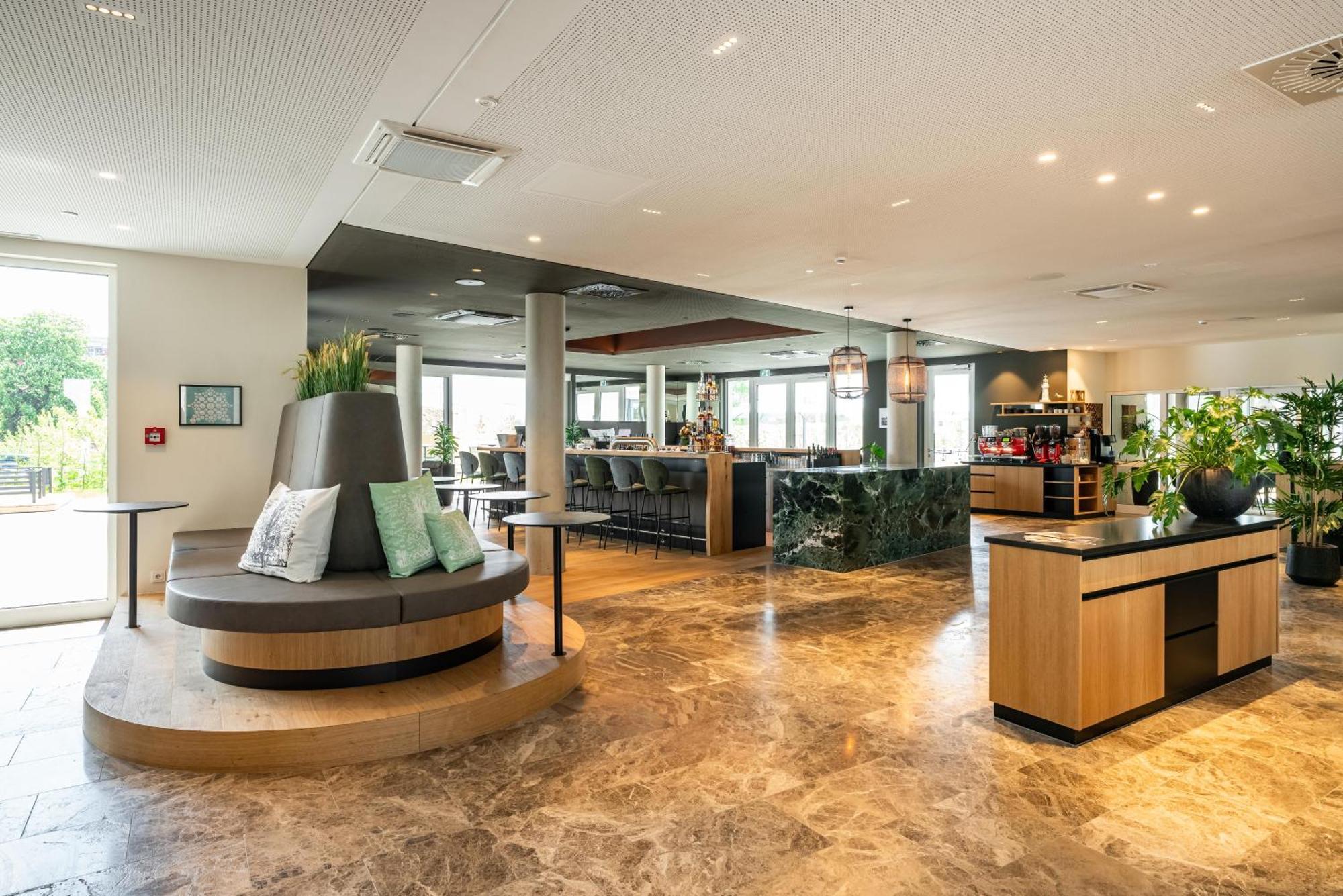 Arcotel Hafencity 4*